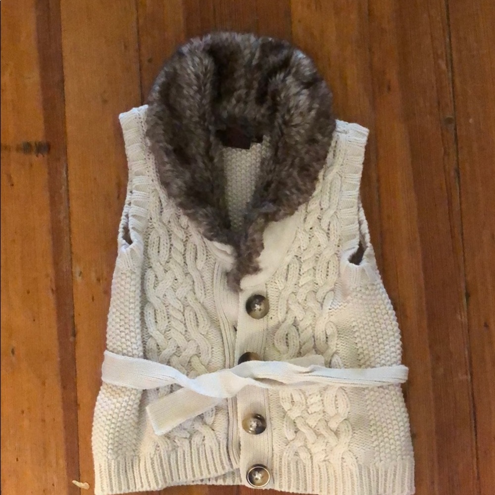Toddler girl 2t vest with fur collar